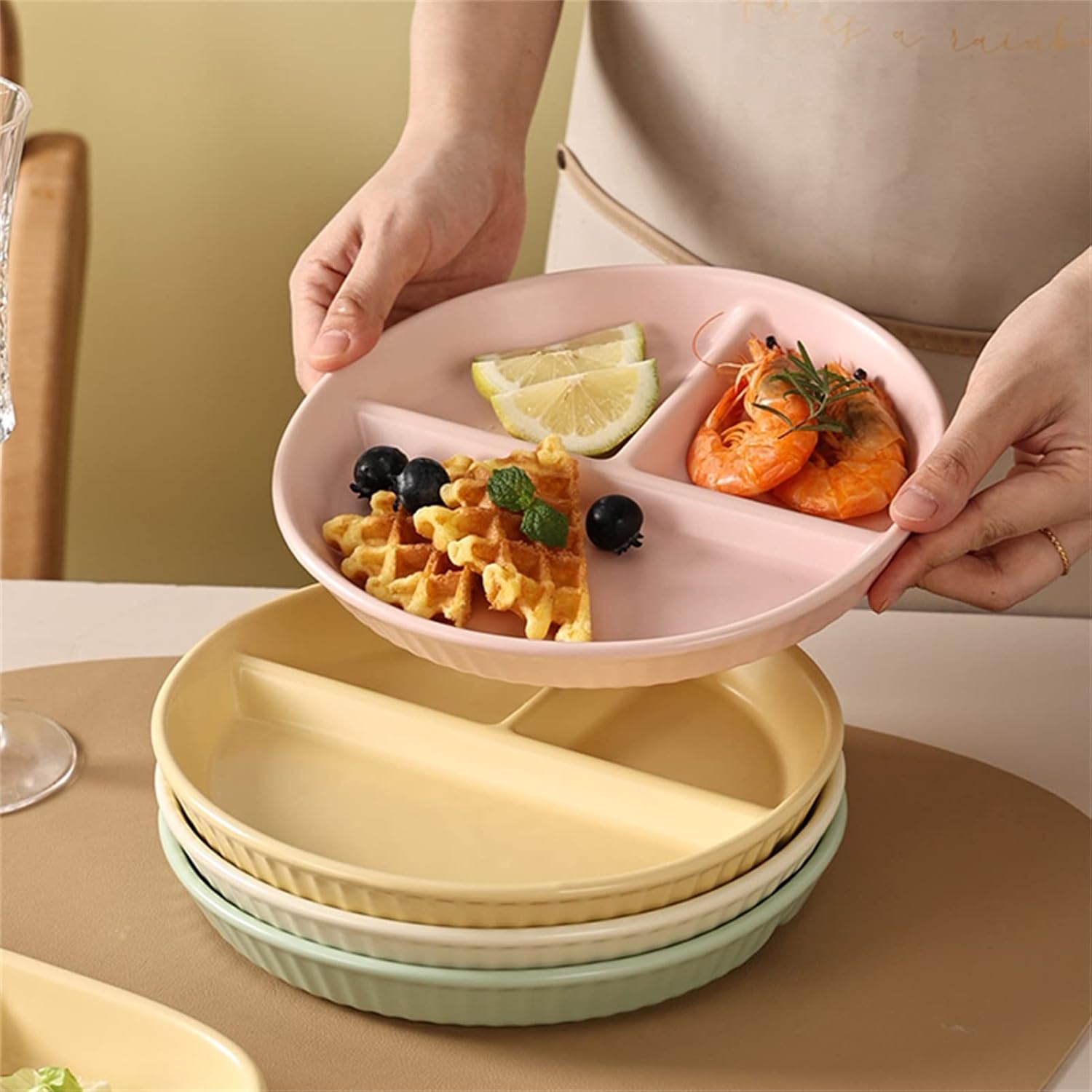 ウェイトマネジメント・テーブルウェアー セラミックス 211 脂肪を減らす食器 7.8インチ 丸型分割プレート 彫刻が施された滑り止