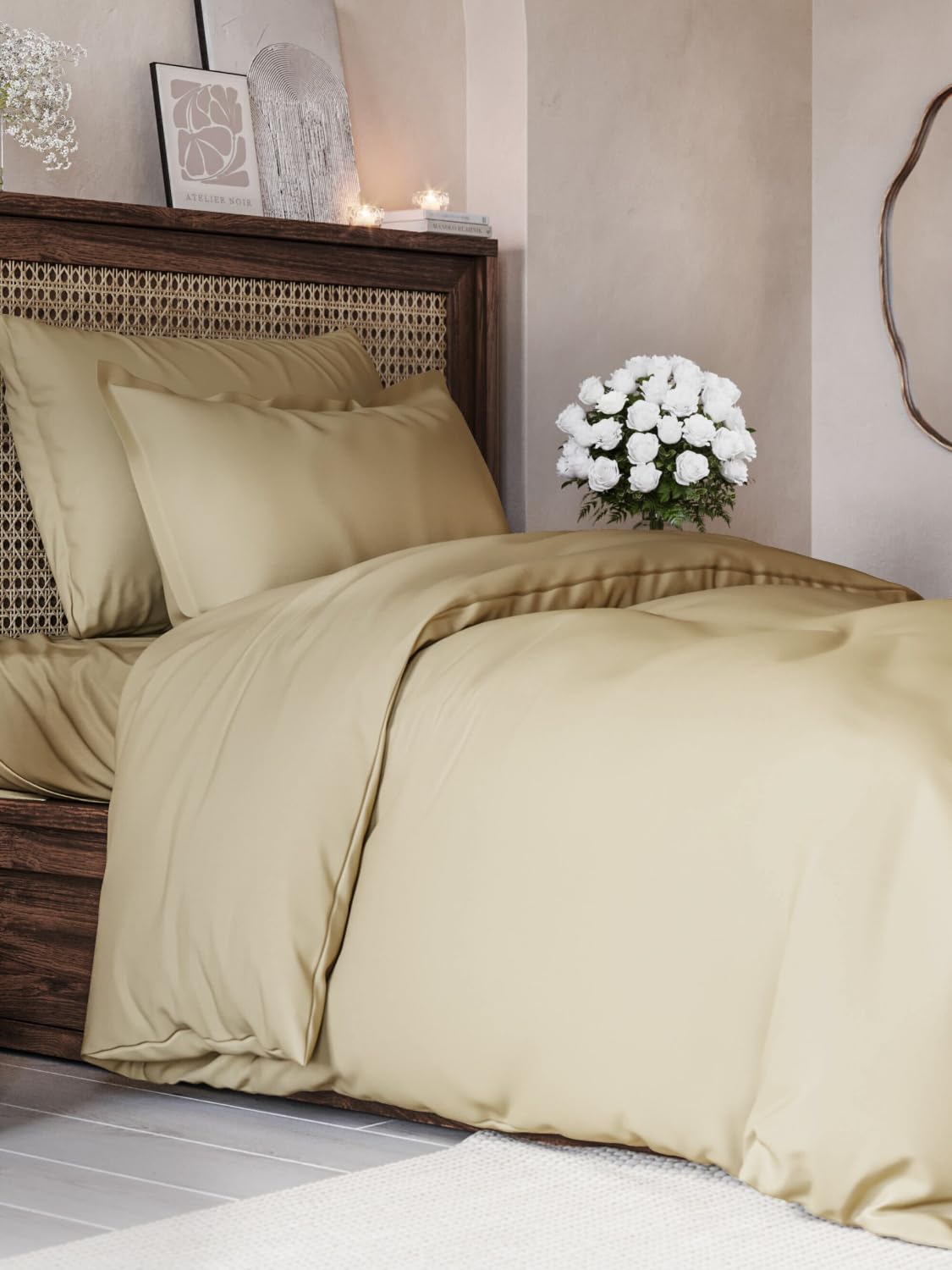 CGK Unlimited Set copripiumino Beige 3 pezzi 240x220 cm - Morbido in microfibra poliestere, elegante e resistente con 2 federe 65x65 cm lavabile in lavatrice, con chiusura a cerniera e lacci.