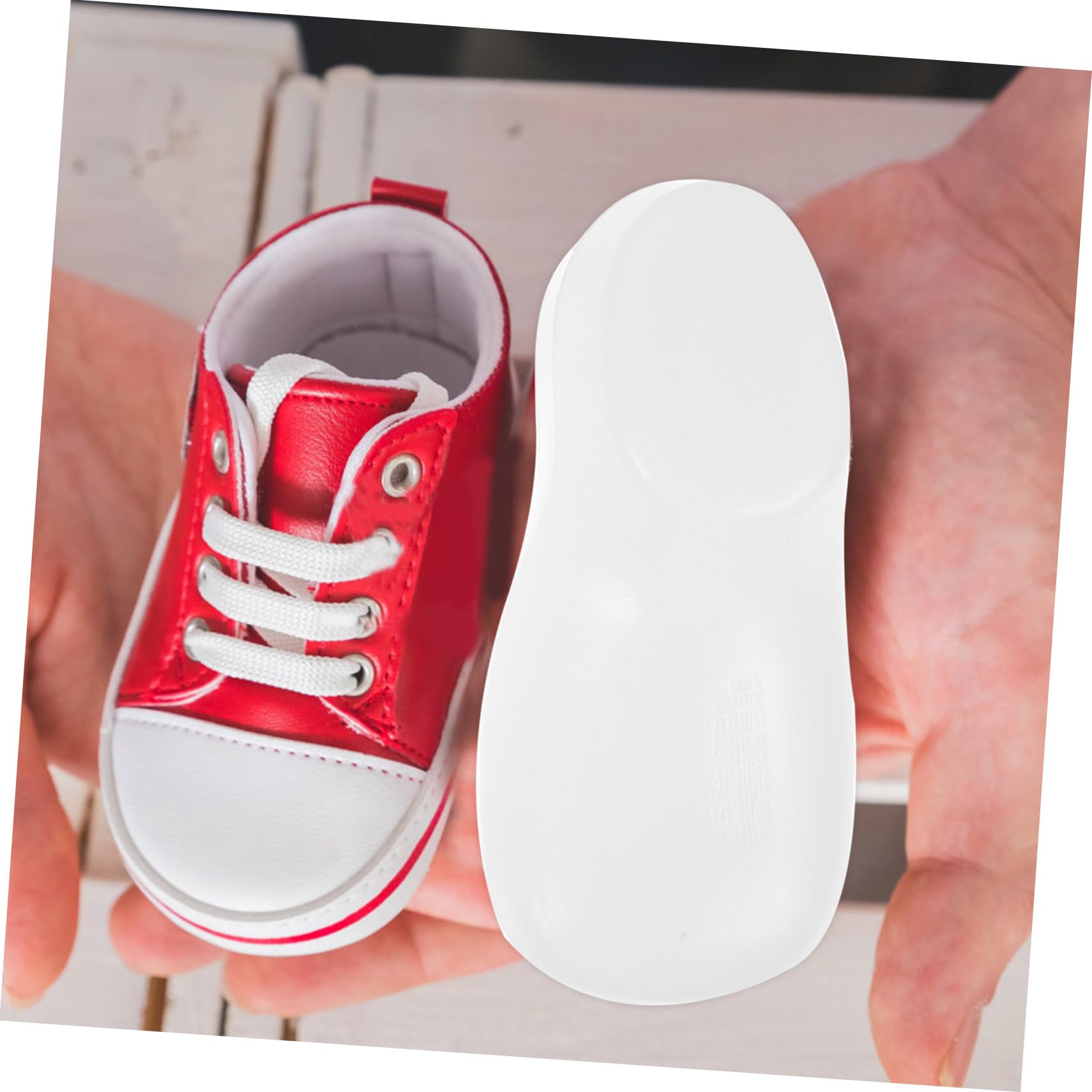 Holibanna 1 Pair Foot Mold Shoe Shaper Foot Dummies Soft Foot Model Mannequin Babies Protector Born Feet Shoes Shoe Insert Shoes Plastic White