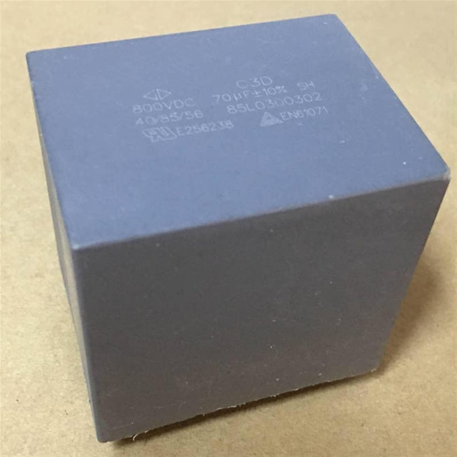GuangHuiy GDC3D 70UF 800V DC Coarse Copper Pin Turnoff Film Electrodeless Industrial Electrical S