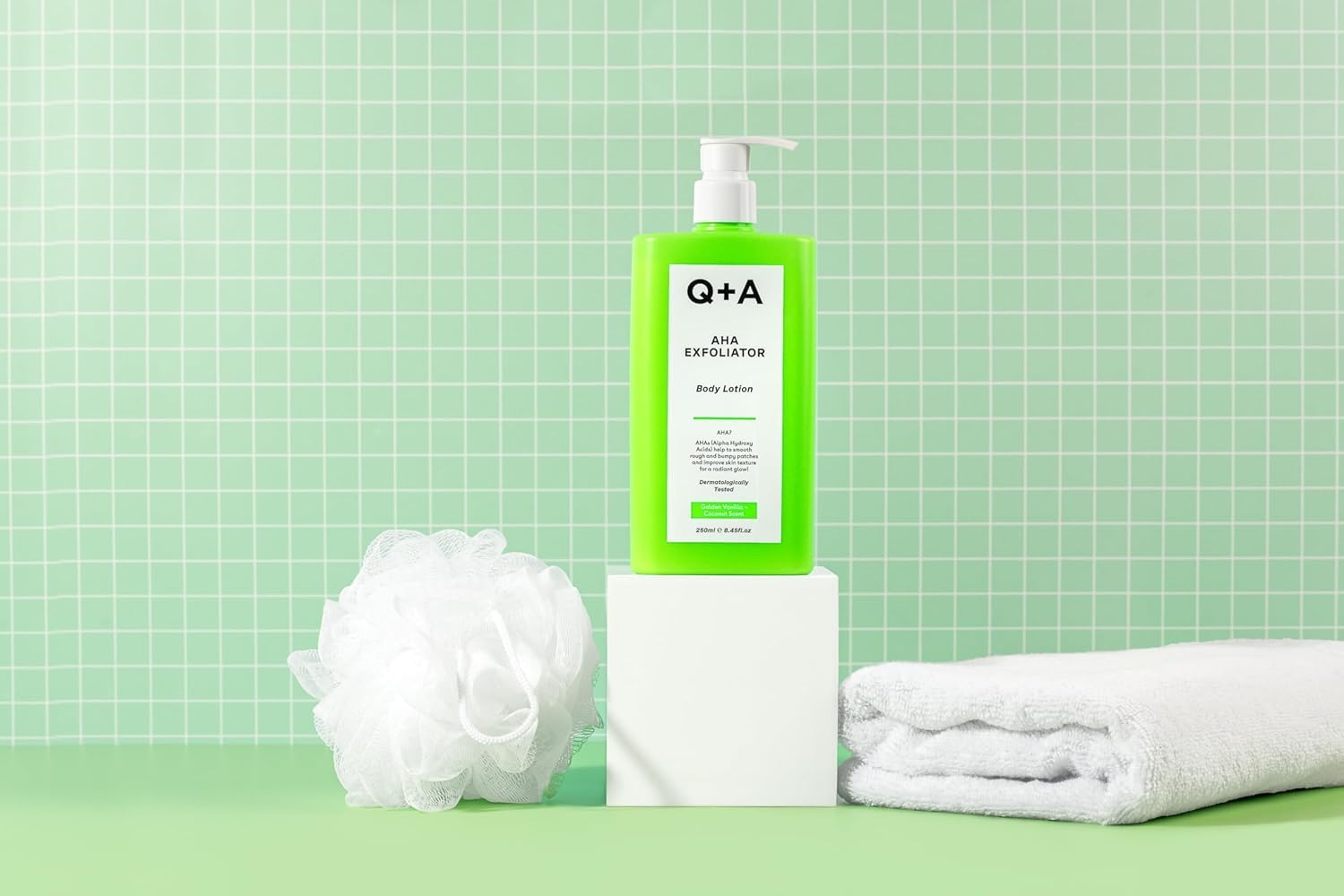 Q+A AHA Exfoliator Body Lotion (250ml), Exfoliating, Smoothing Body Moisturiser with Lactic Acid - Image 4