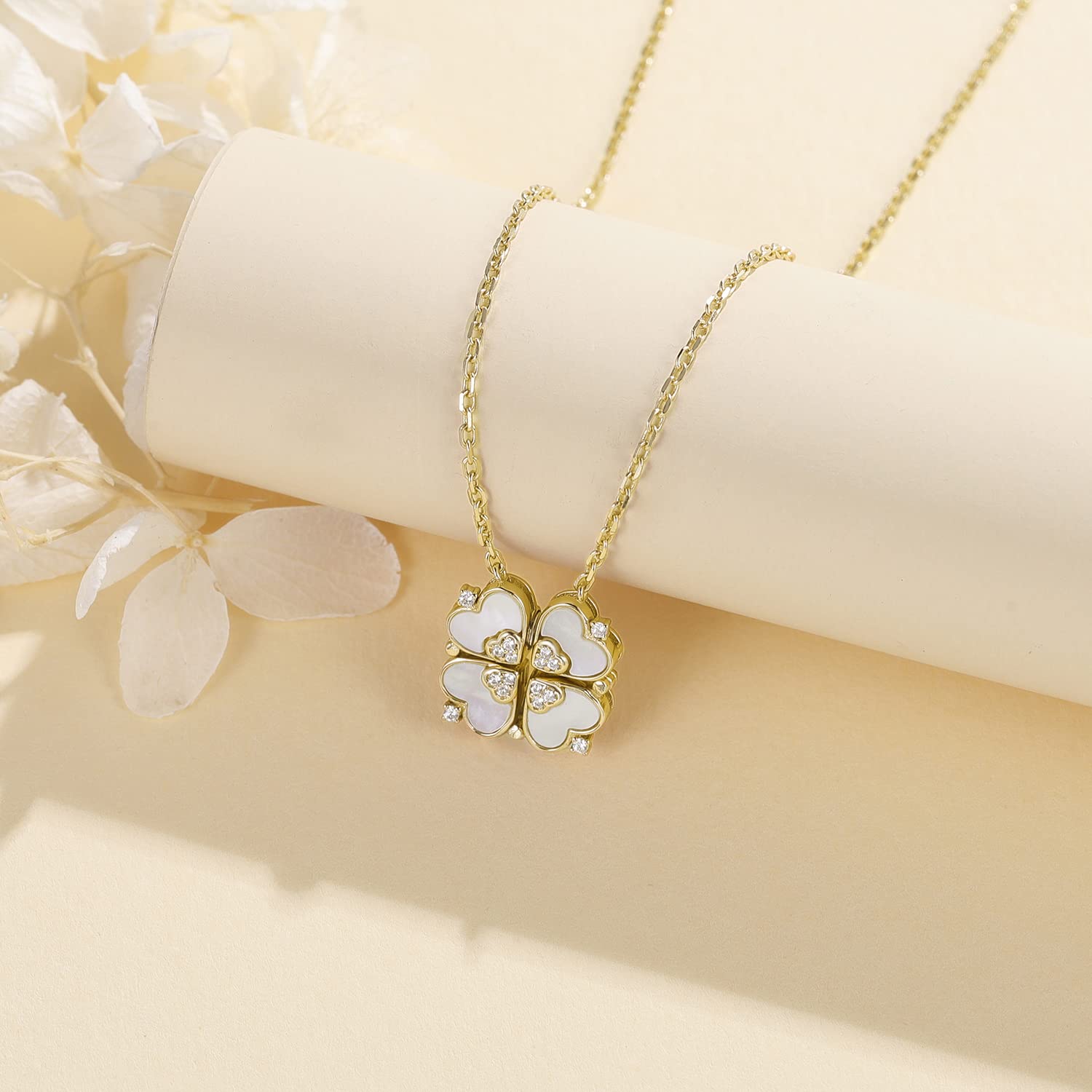 Naszyjnik damski Clover Heart Pendant 925 Sterling Silver Biżuteria damska Oryginalne pomysły na prezent dla niej, Dzień Matki Urodziny Rocznica Boże Narodzenie Pomysł na prezent Walentynki