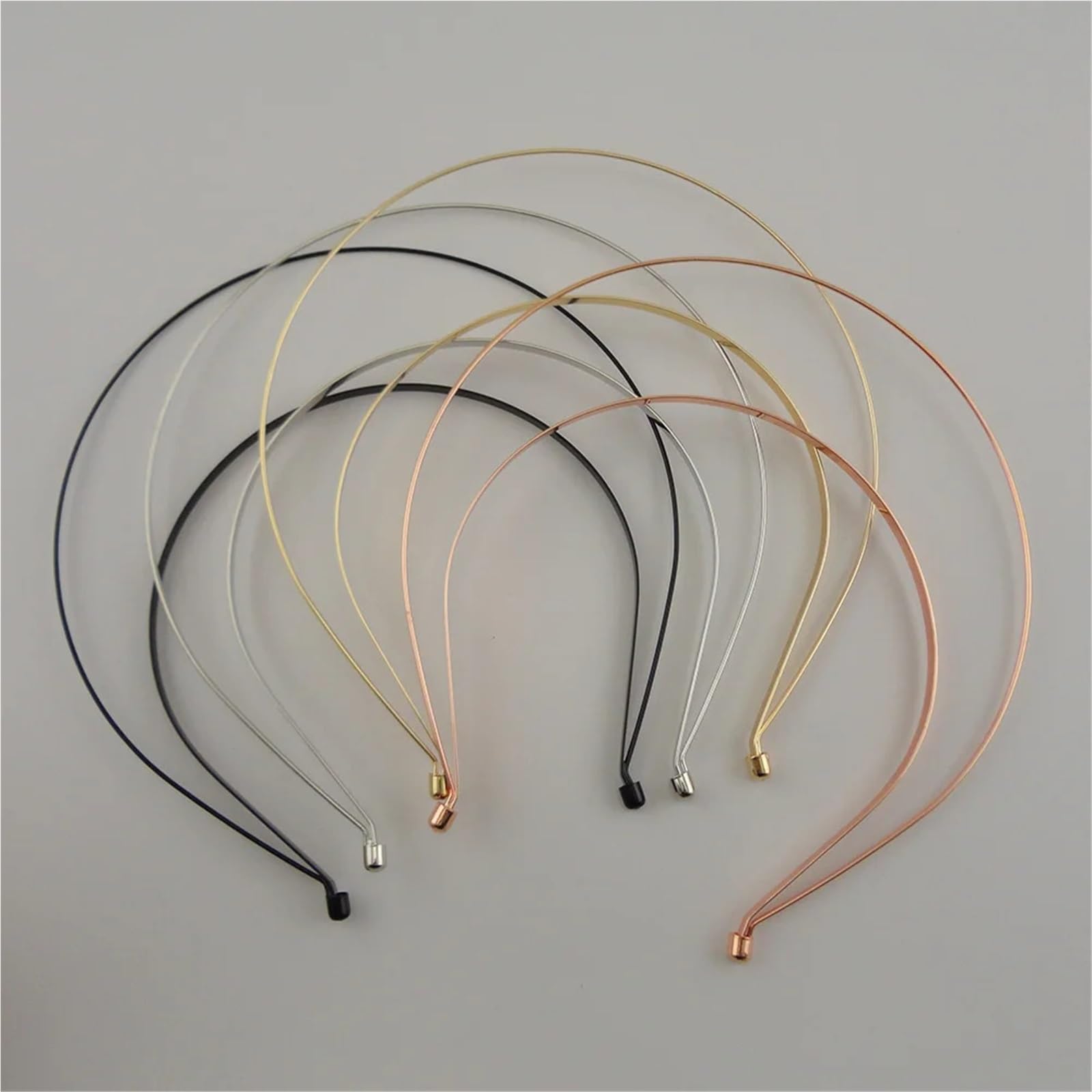 Fasce per capelli in metallo a doppio strato Fascia for capelli in metallo a due strati a doppio filo