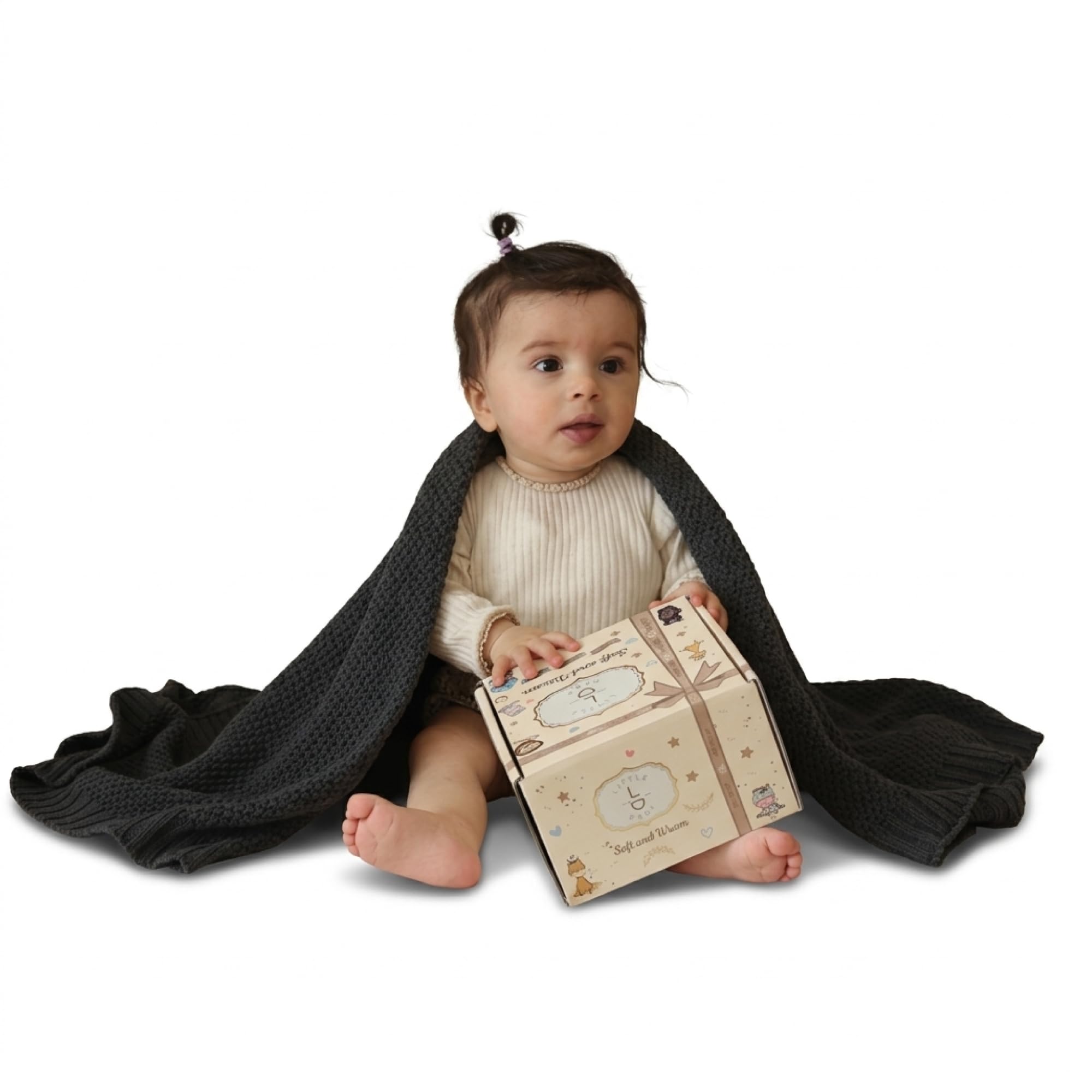 Little Dedi ZOE Baby Blanket Beige - Stroller Blanket & Cuddle Blanket made from 50% Recycled Cotton & 50% Polyester - GRS & OEKO-TEX Class 1 - Soft & Washable - Gift Box — view 13