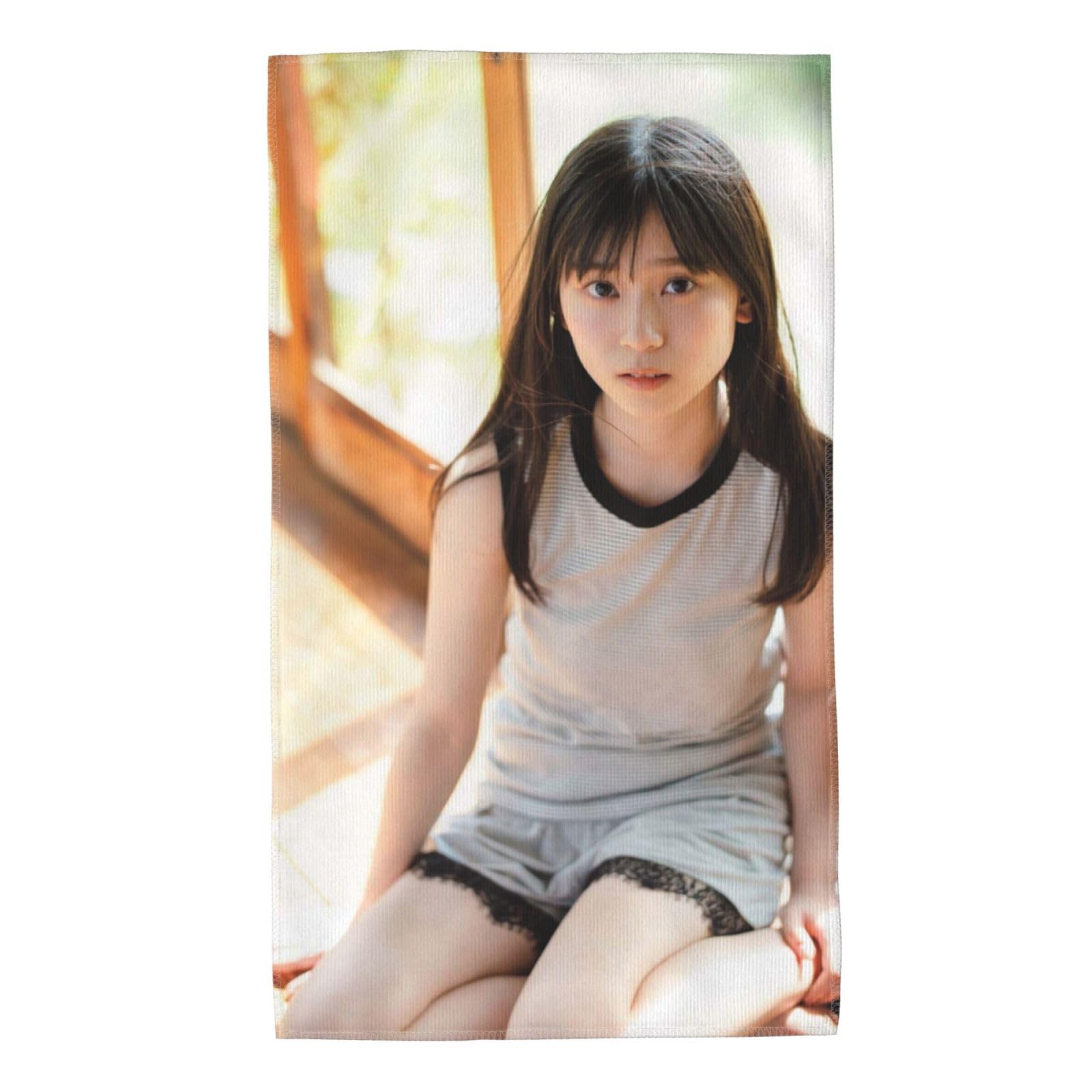 Amazon｜人気山下瞳月 (1) フェイスタオル ビーチカーペット バス