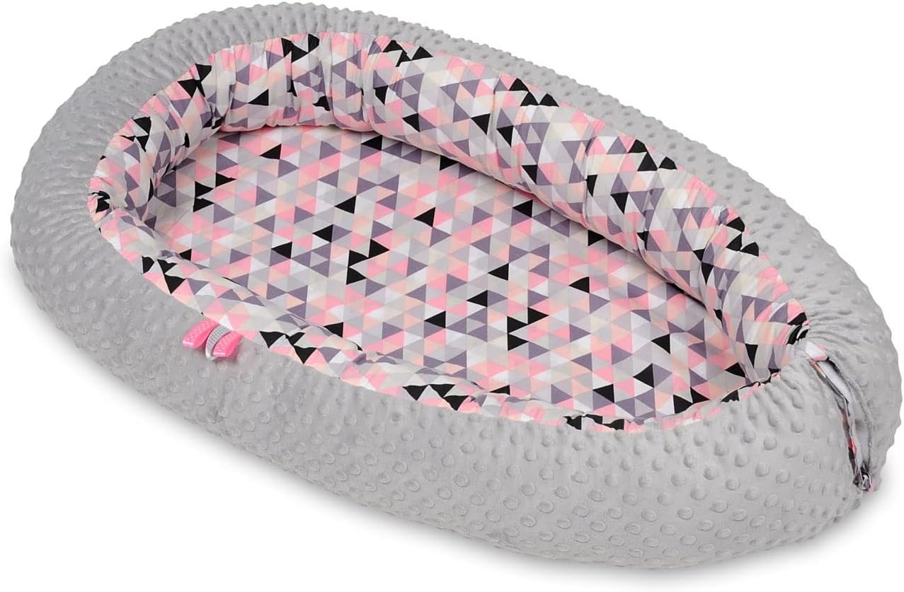 Velinda Baby nest, cushion, soft, 0-8 months, snuggly, Baby sleeping, newborn (pattern: pink triangles – grey)