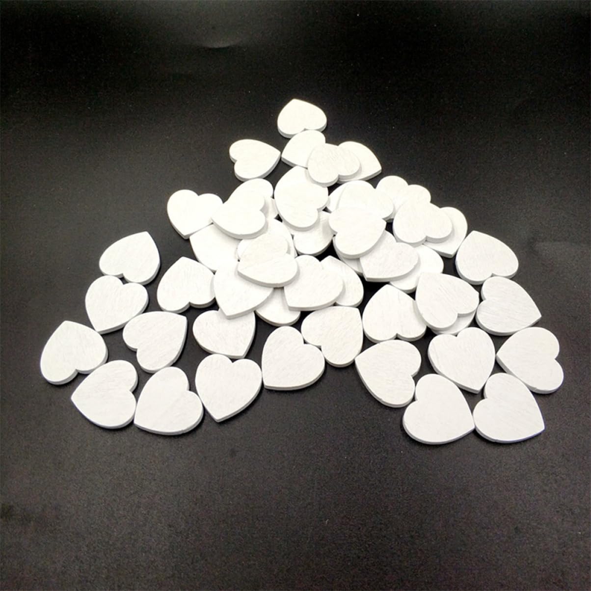 IWOWHERO 100pcs Natural Heart Shaped Wood Chips Wedding Decor DIY Favors 2.1x2cm