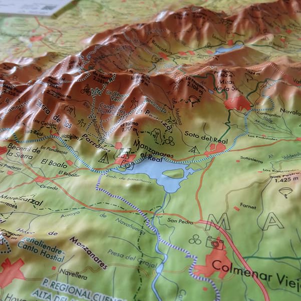 Mapa en relieve Sierra de Guadarrama. Escala 1:250.000, 45x32 cm