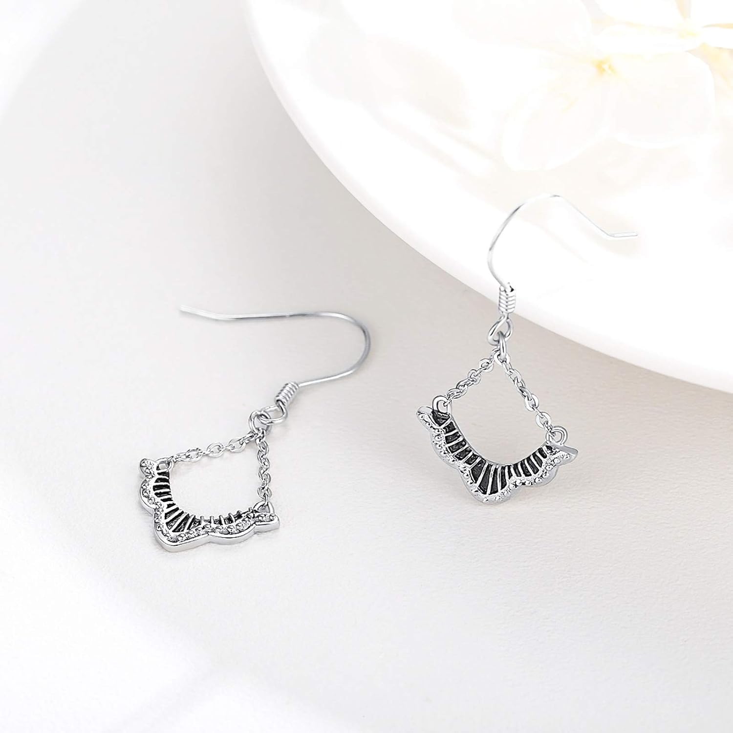 Miniatura 4 de Ruth Bader Ginsburg - Aretes colgantes de plata de ley 925, joyería RBG, aretes de collar Libra RBG, aretes de borla negra, joyería hipoalergénica