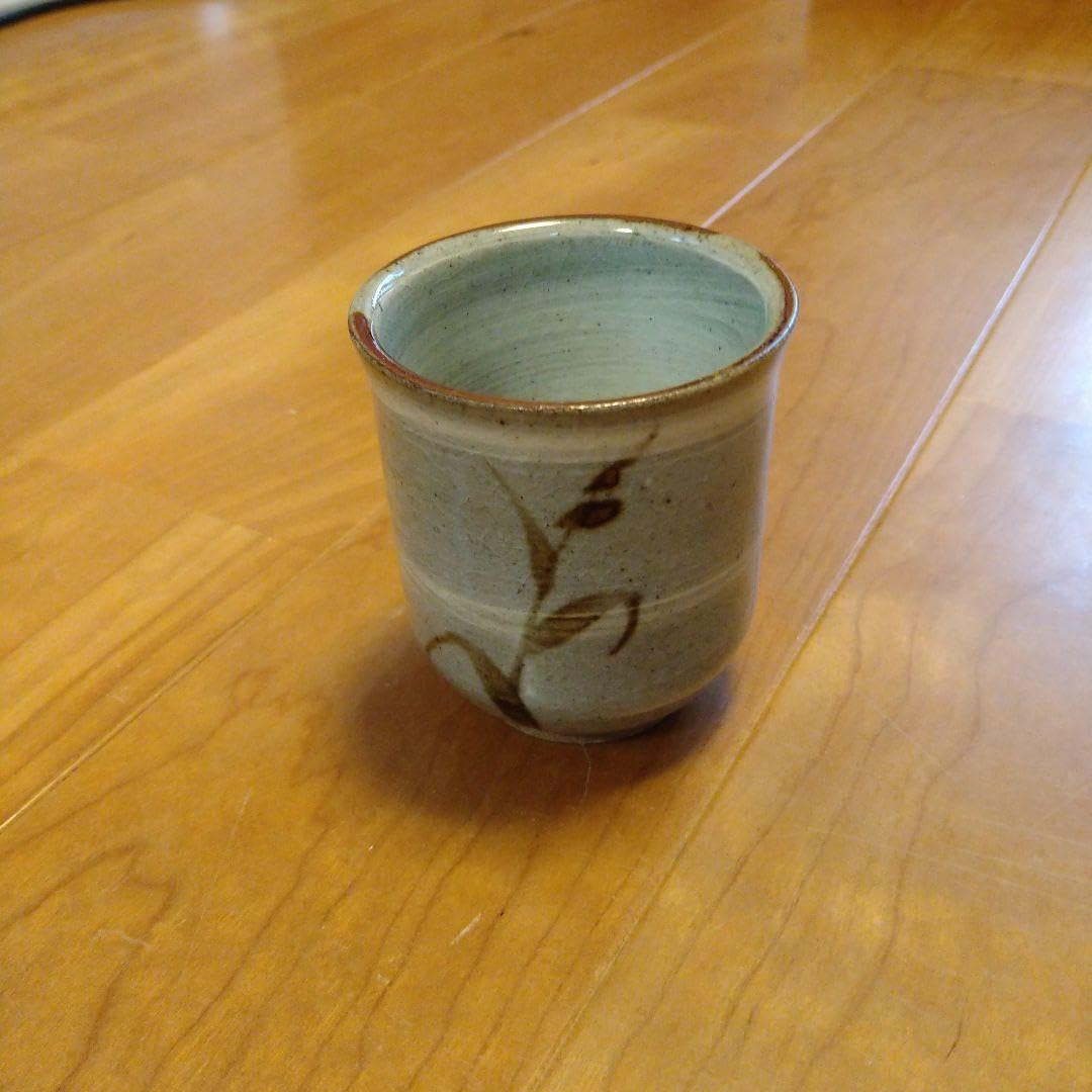 679-5/唐津焼/自楽園/湯呑/茶器/計8客 唐津焼 小島直喜 絵唐津湯呑（小） | 名工たちの和食器「and