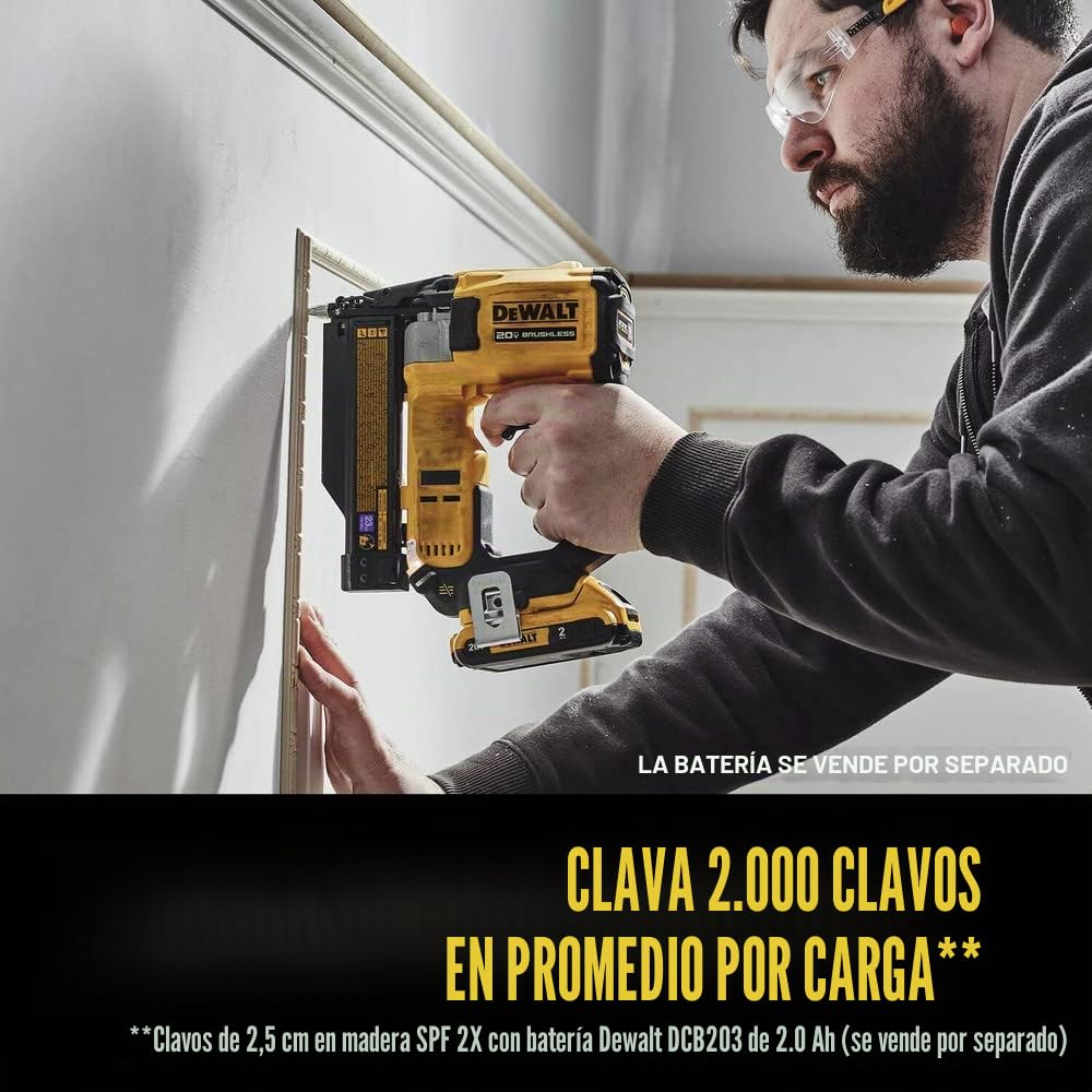 DEWALT Atomic Compact Series 20V MAX* - Clavadora inalámbrica sin escobillas de 23 gas (solo herramienta) (DCN623B)