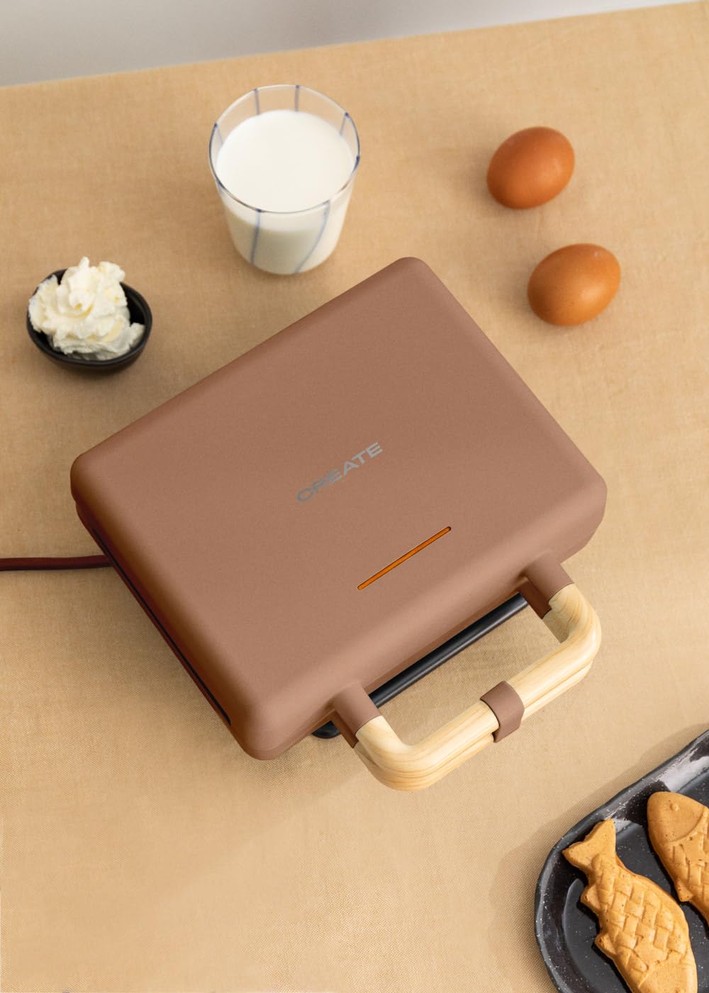 CREATE/STONE STUDIO/Tostiera per panini, grill e waffle moka / 3 piastre intercambiabili: Grill, waffle e panini, antiaderente, apertura 100º, spegnimento automatico, retro, 800W