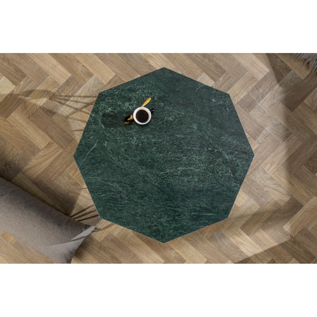 Meublorama Table Basse NEXORA 70 cm en marbre Vert et Fer Finition Laiton Design géométrique
