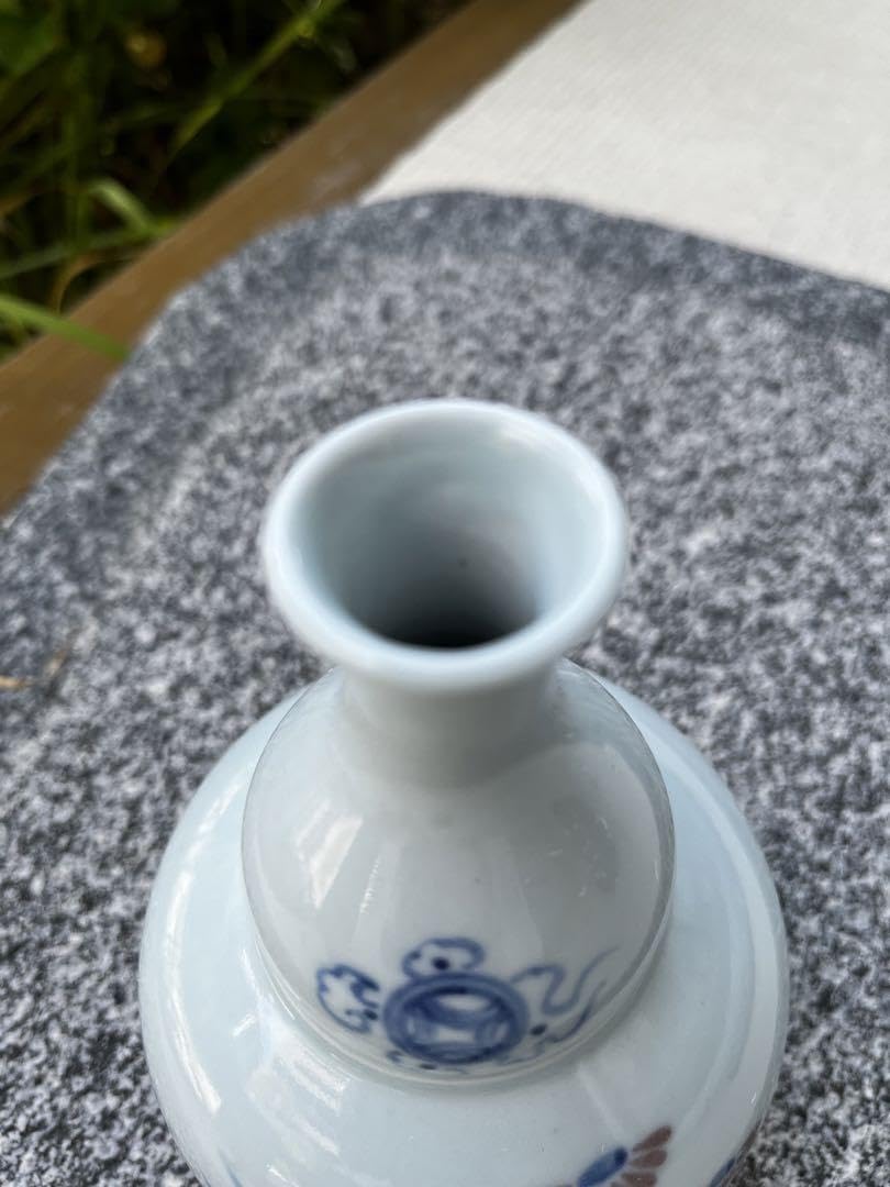 韓国の人間国宝　安藤五作　花瓶　木製台座付　焚川窯　アンティーク　共箱付 Amazon.co.jp: 韓国の人間国宝 安藤五作 花瓶 木製台座付 焚川窯