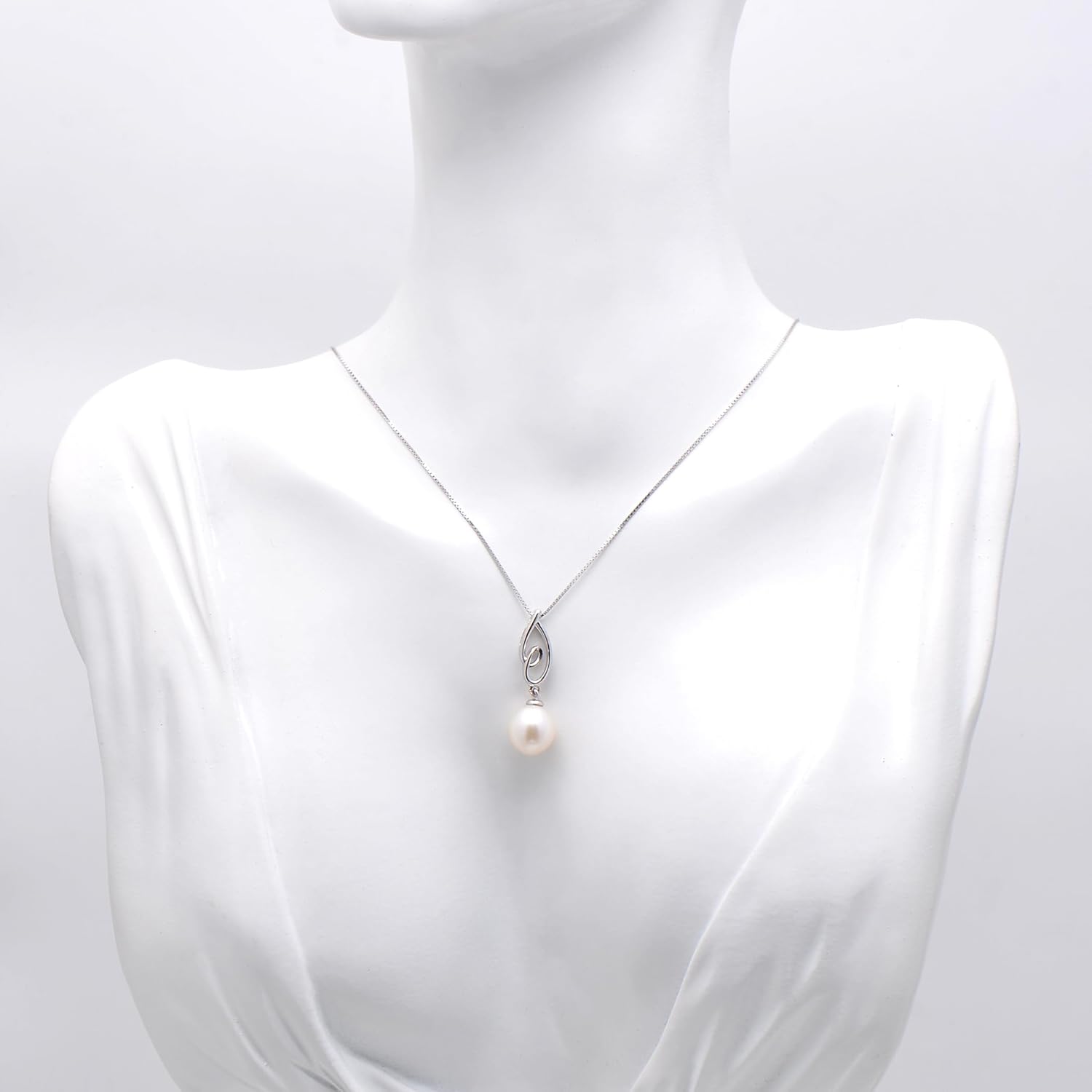 925 Sterling Silver Freshwater Cultured Pearl Pendant Necklace for Women, 9-10 MM - Image 6
