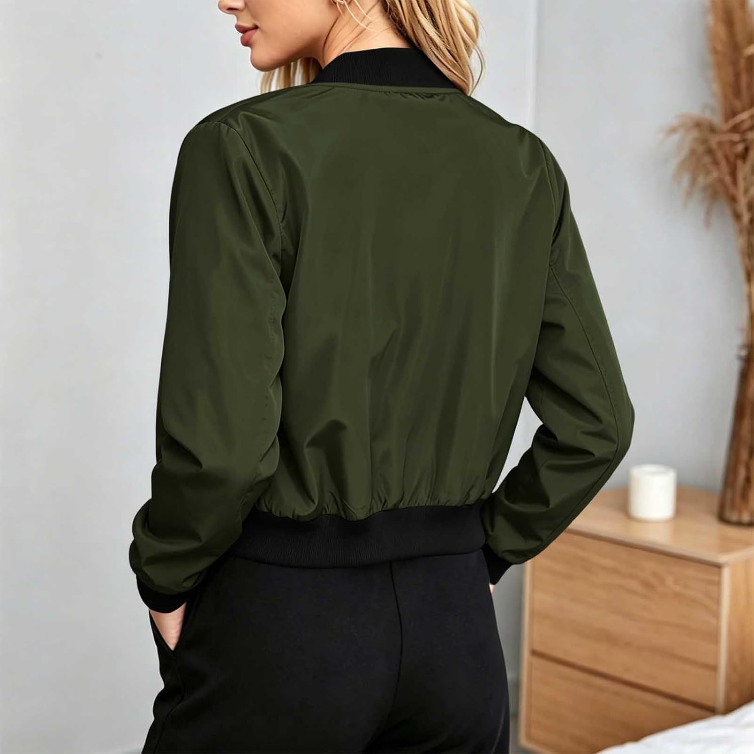 Womens Zip Up Waterproof Jackets Long Sleeve Windbreaker Hiking Cropped Coat Casual Outdoor Outerwear with Pockets