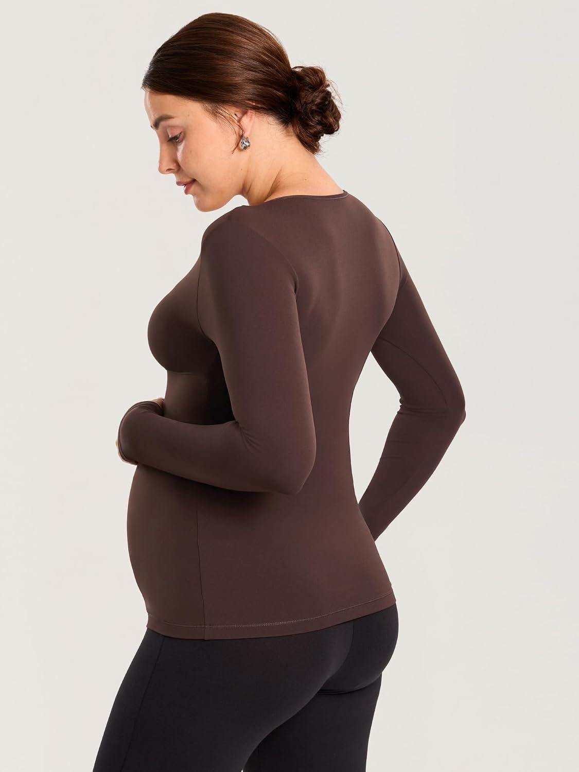 MOMANDA Maternity Nursing Tops Long Sleeve for Breastfeeding Crossover Pregnancy Nursing Shirts Soft Casual Tee