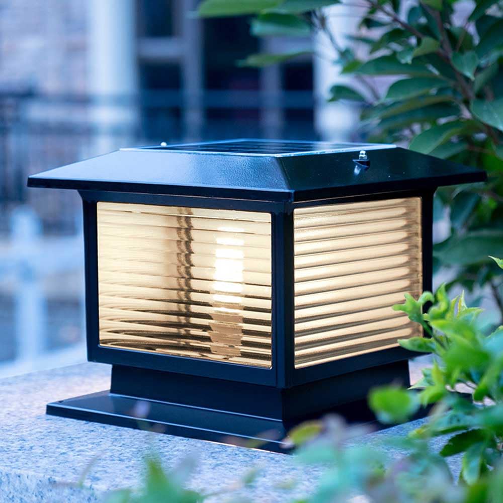 Elegant Black Fence Post Solar Lights Outdoor Yard Pathway Pillar Lantern Modern Minimalist Stigma Lamps LED Solar Powered
