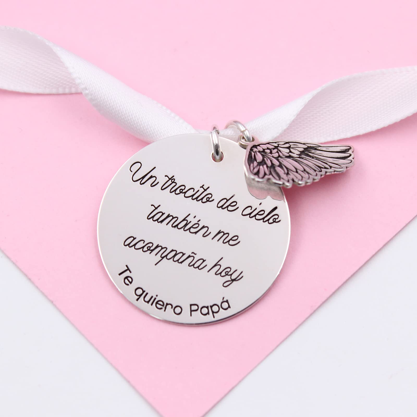Medalla para Ramo de Novia y Ala de Ángel en Plata de Ley - Un Trocito De Cielo También Me Acompaña Hoy (Medalla Ramo 3)