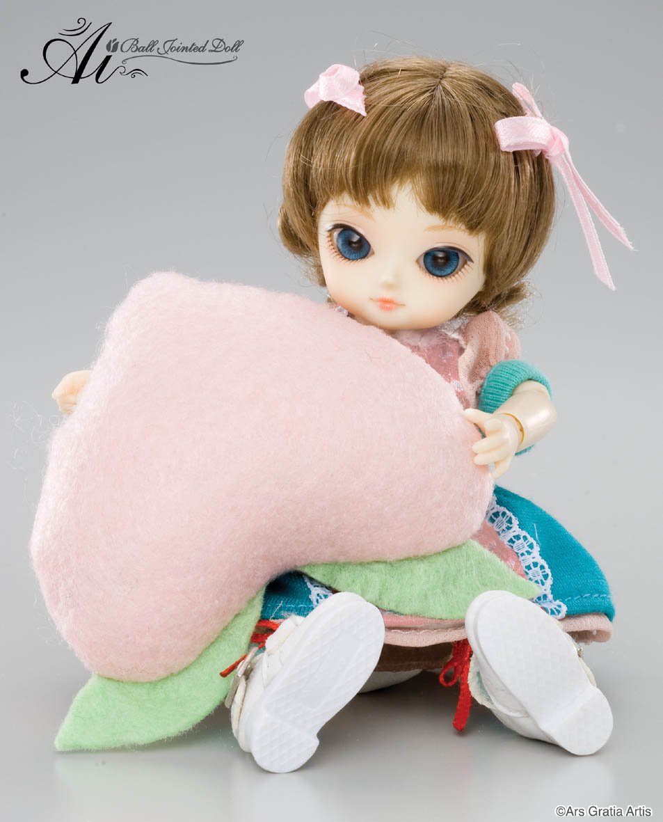 Amazon.co.jp: 球体関節人形 愛/フロックス Q-720 : Toys & Games