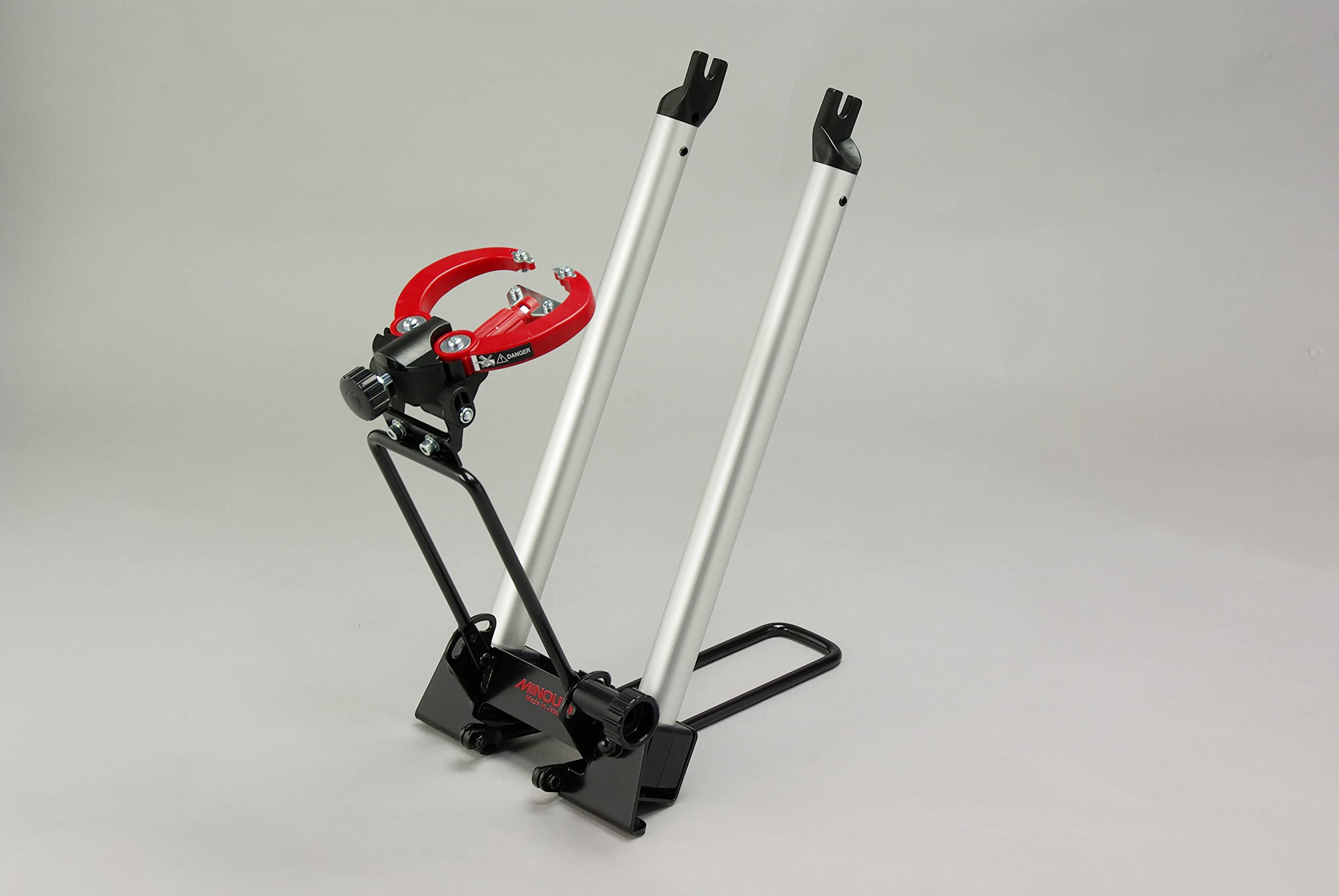 Minoura TRU Base Wheel TRUING Stand Black, MI685TRUBA | bike