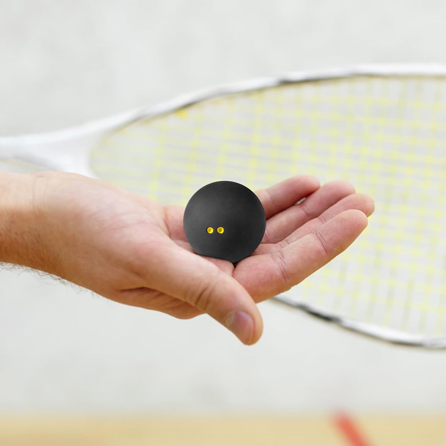 Professional Squash Ball Single Dot Small Slow Bounce Training Racket Ball for Indoor Practice and Beginner Players