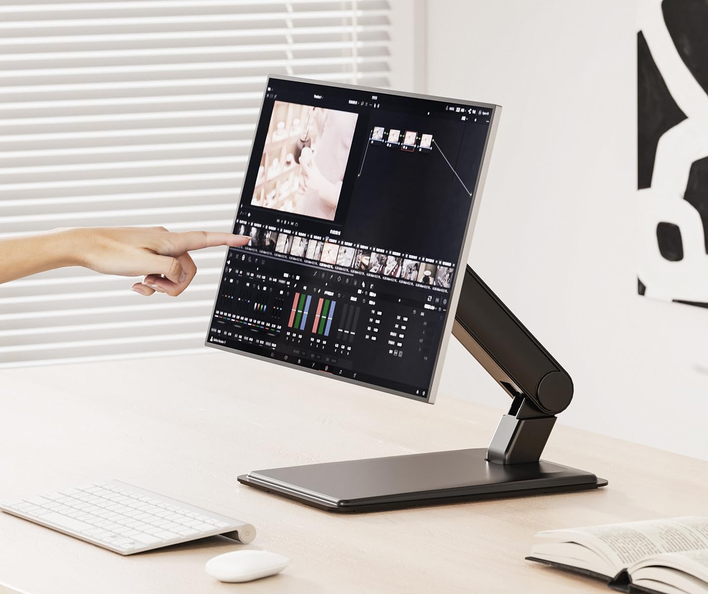 my wall Supporto per monitor regolabile in altezza – HL58L, meccanismo a molla, supporto per monitor, regolabile in altezza, inclinabile, regolabile orizzontalmente, monitor touchscreen