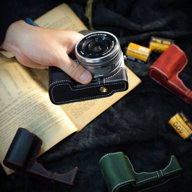 SONY NEX−5 レザーケース付き、レトロ風 【公式通販】