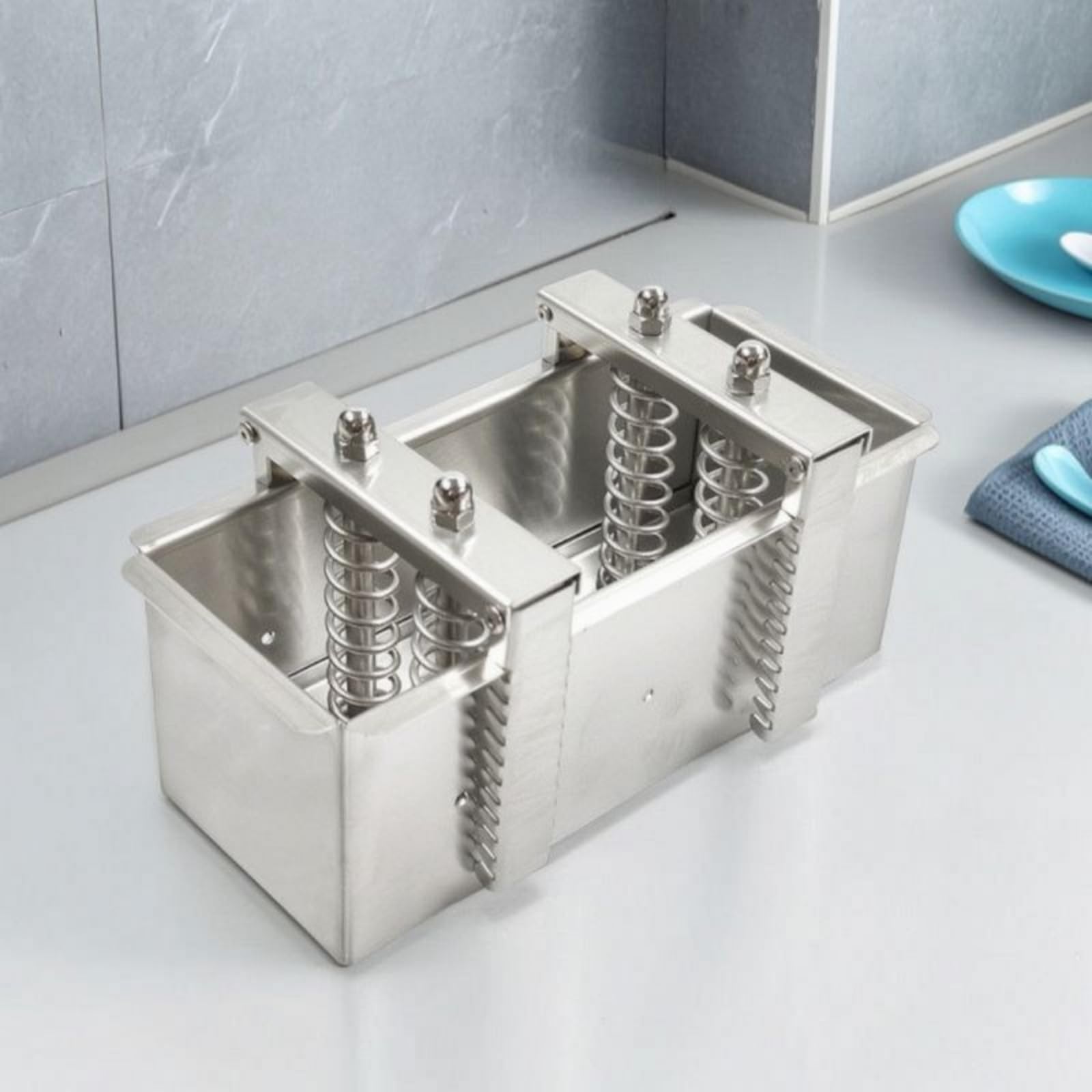 Pressa per Carne Stampo Pâté Yogurt Pressato in Acciaio Inox 304 Antiruggine con Chiusura di Blocco Smontabile per Pulizia Igienica Adatta Creativi, 200×100×70 Mm, Regolare