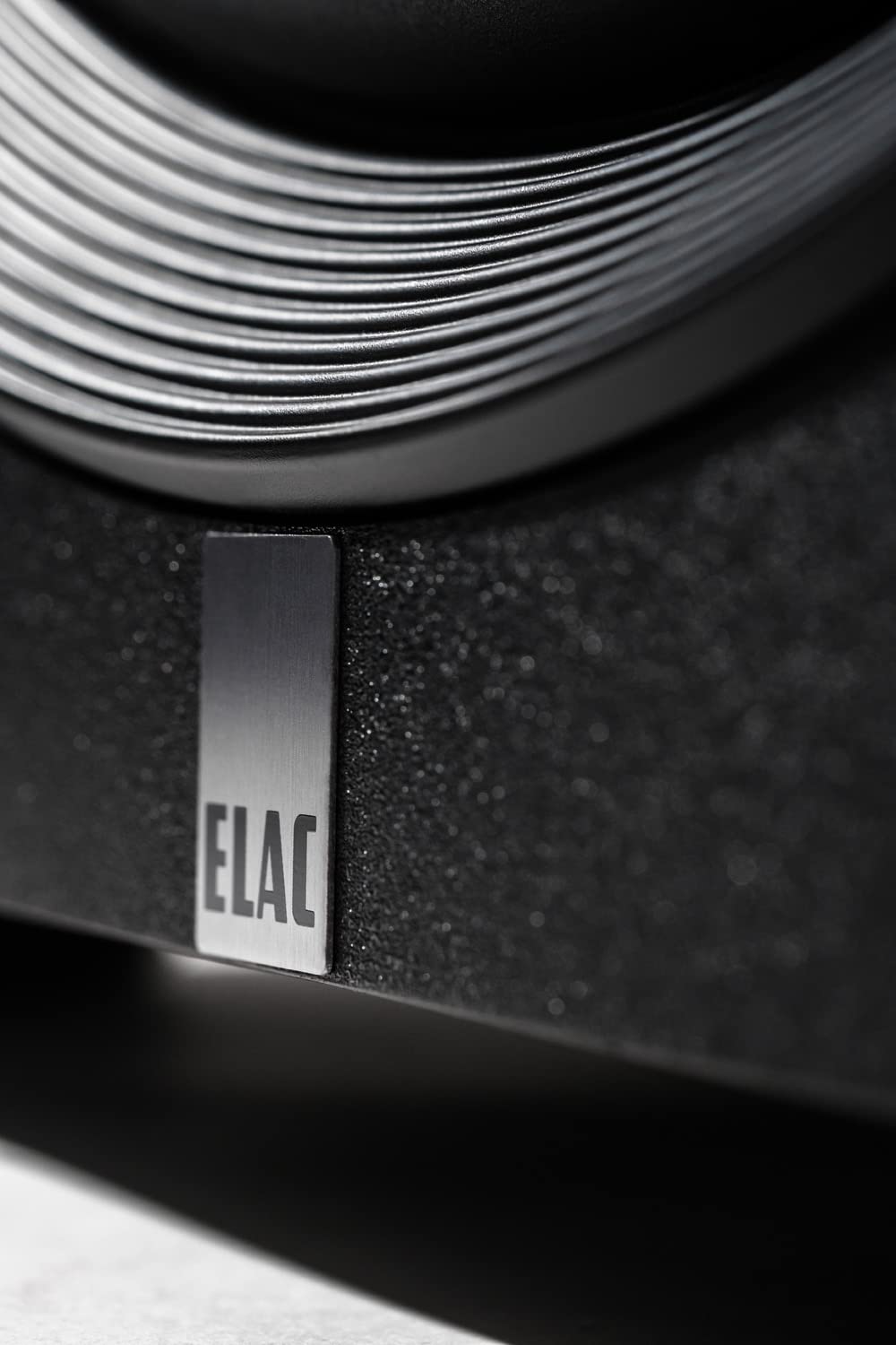 ELAC Varro Premium Series 15
