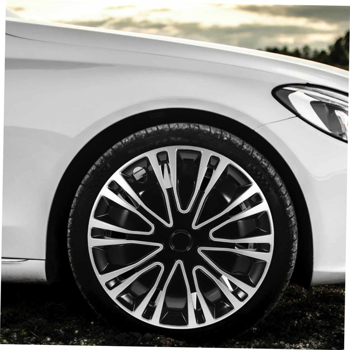 Copricerchi Auto in Pp Design Raffinato e Durata Eccezionale, Coprimozzo Decorativo per Ruota Auto Versatile e Resistente Adatto a Veicoli