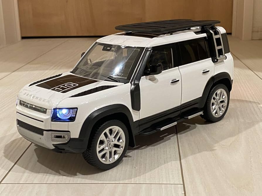 Amazon.co.jp: 1/18 ランドローバー ディフェンダー110 ミニカー