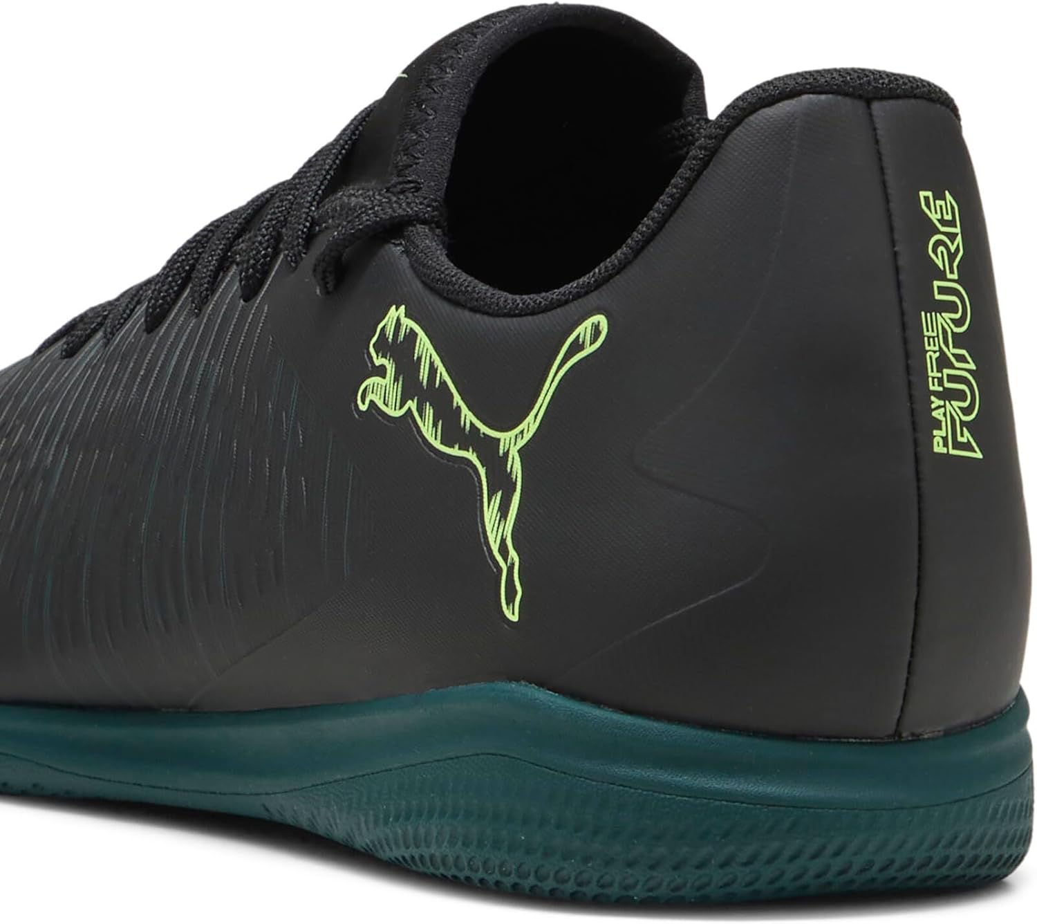PUMA Men's Future Play Indoor Trainer Soccer Shoes