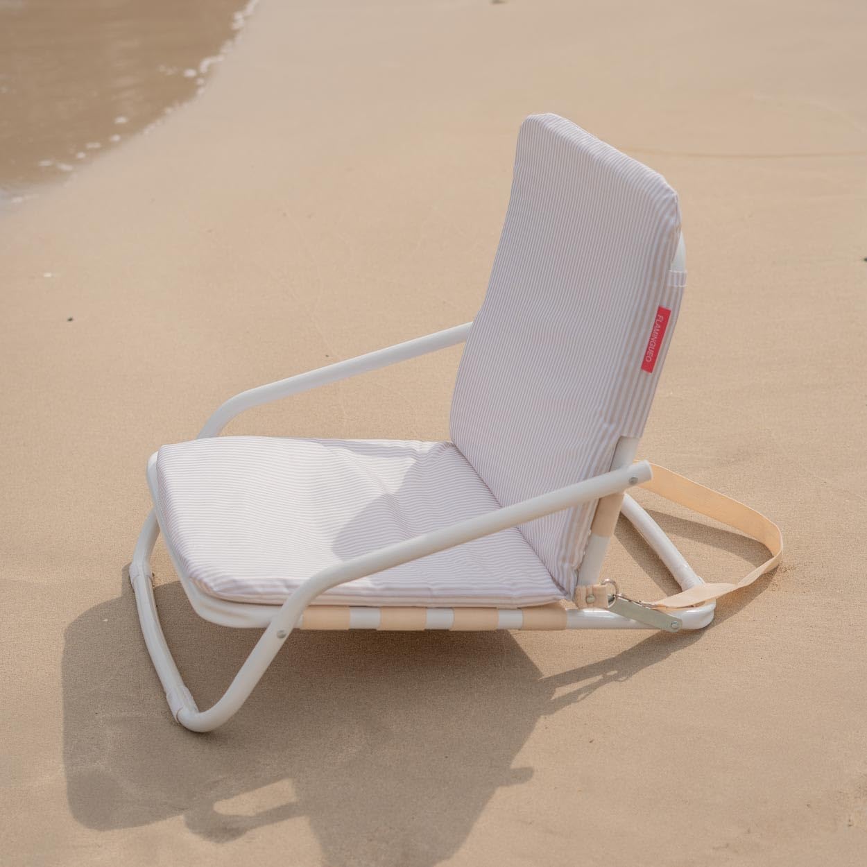 Flamingueo Silla Playa Ligera, Plegable, Asa para Transporte, Tejido Poliéster y Aluminio, Cojín Acolchado, 62 x 51,5 x 49 cm