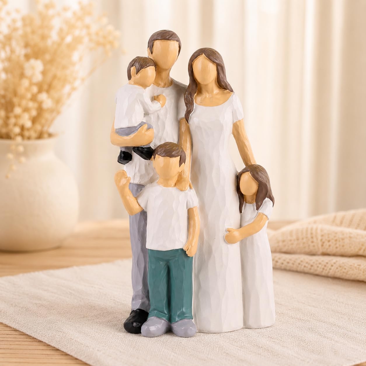 XMGZQ Family Figurines Father Mother Daughter Son Figurine,Sentimental Gifts for Family,Mom and Baby Child Statue Hand-Painted Sculpted,Birthday for Wife from Husband (White)