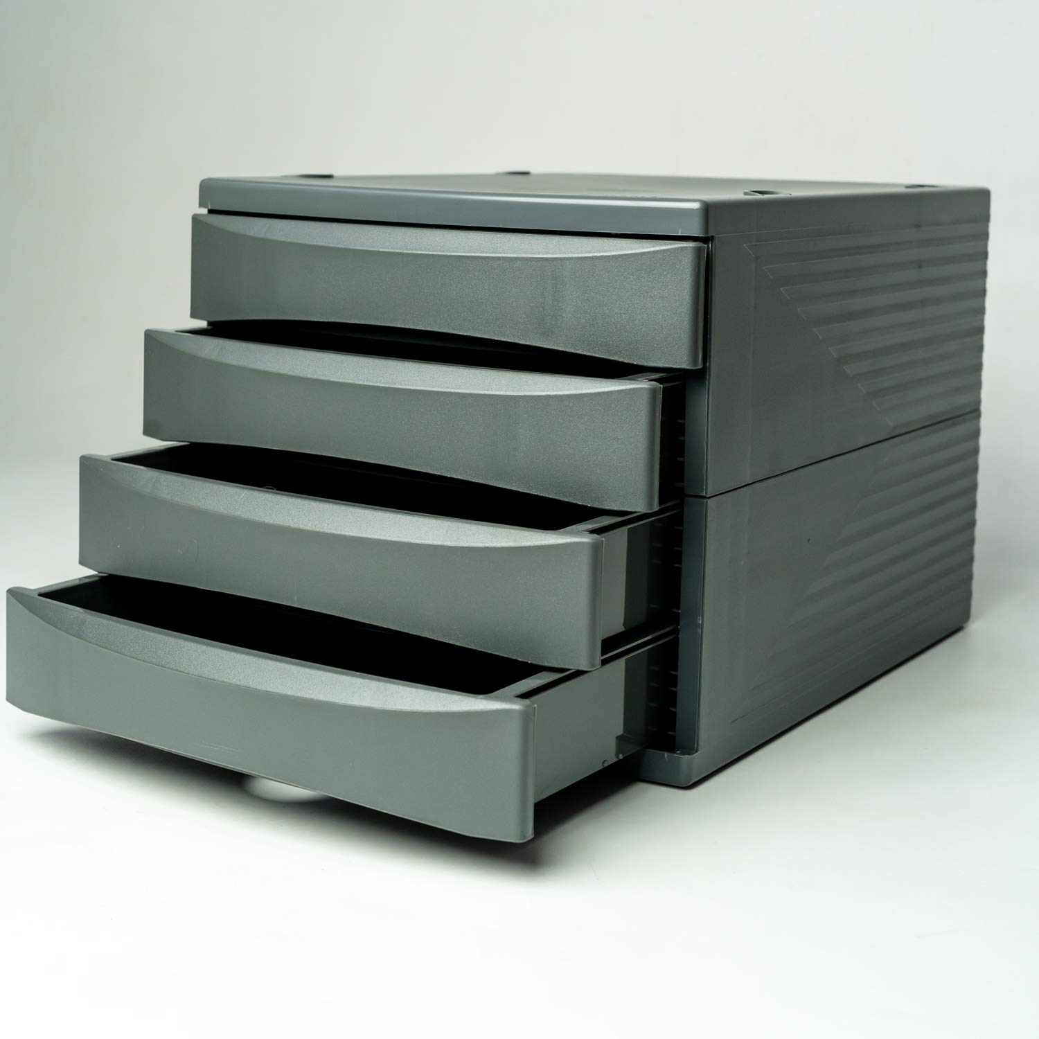 Fellowes Mfg. Co. Wire Desk Tray, 12