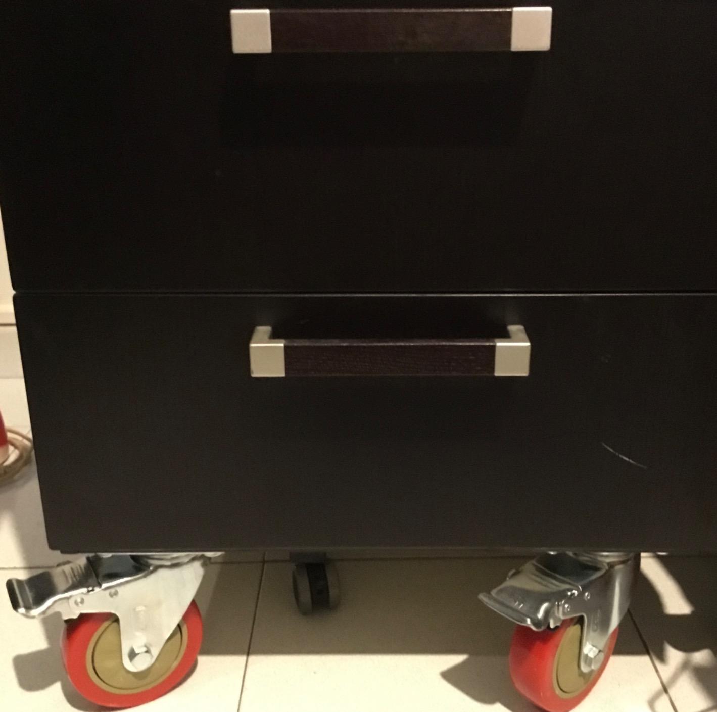 GBL Set Da 4 Ruote Industriali Pivotanti Con Freno – Carico 600kg, Diametro 100mm, Antigraffio In PU