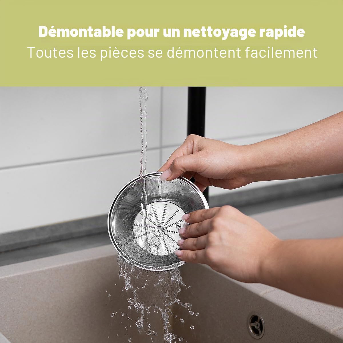 Centrifugeuse Automatique - Extracteur de Jus - Centrifugeuse Proféssionnelle Démontable - Extracteur de Jus Fruits et Légumes avec 3 Vitesses - AE 3666 noir CLATRONIC