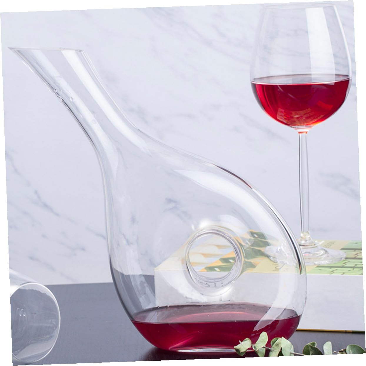 OUNONA Aérateur à Vin Créatif en Verre Cristal Verseur Plat pour Améliorer le Bouquet Saveur du Vin à Domicile Élégant et Fonctionnel