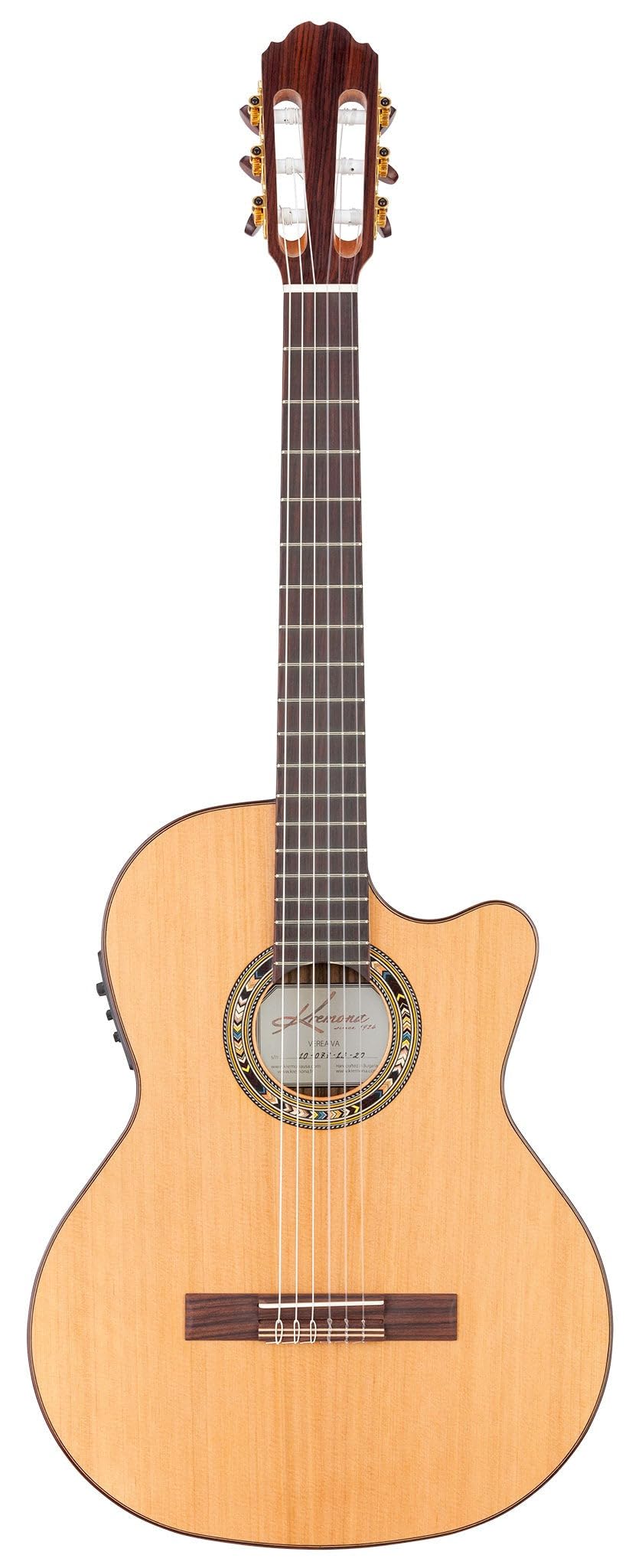 Kremona Verea Klassische Konzertgitarre mit Nylonsaiten Akustik-Elektro – 48 mm Halsbreite - Handgefertigt in Europa, ideal für Studioaufnahmen, Live Musik, Band, Solo - Inklusive gepolstertem Gigbag