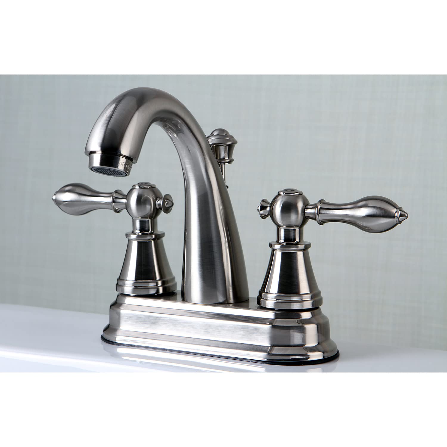 Kingston Brass FSY7616AL angielski klasyczny pojedynczy uchwyt 10 cm centralny kran toaletowy, Neapol Brąz