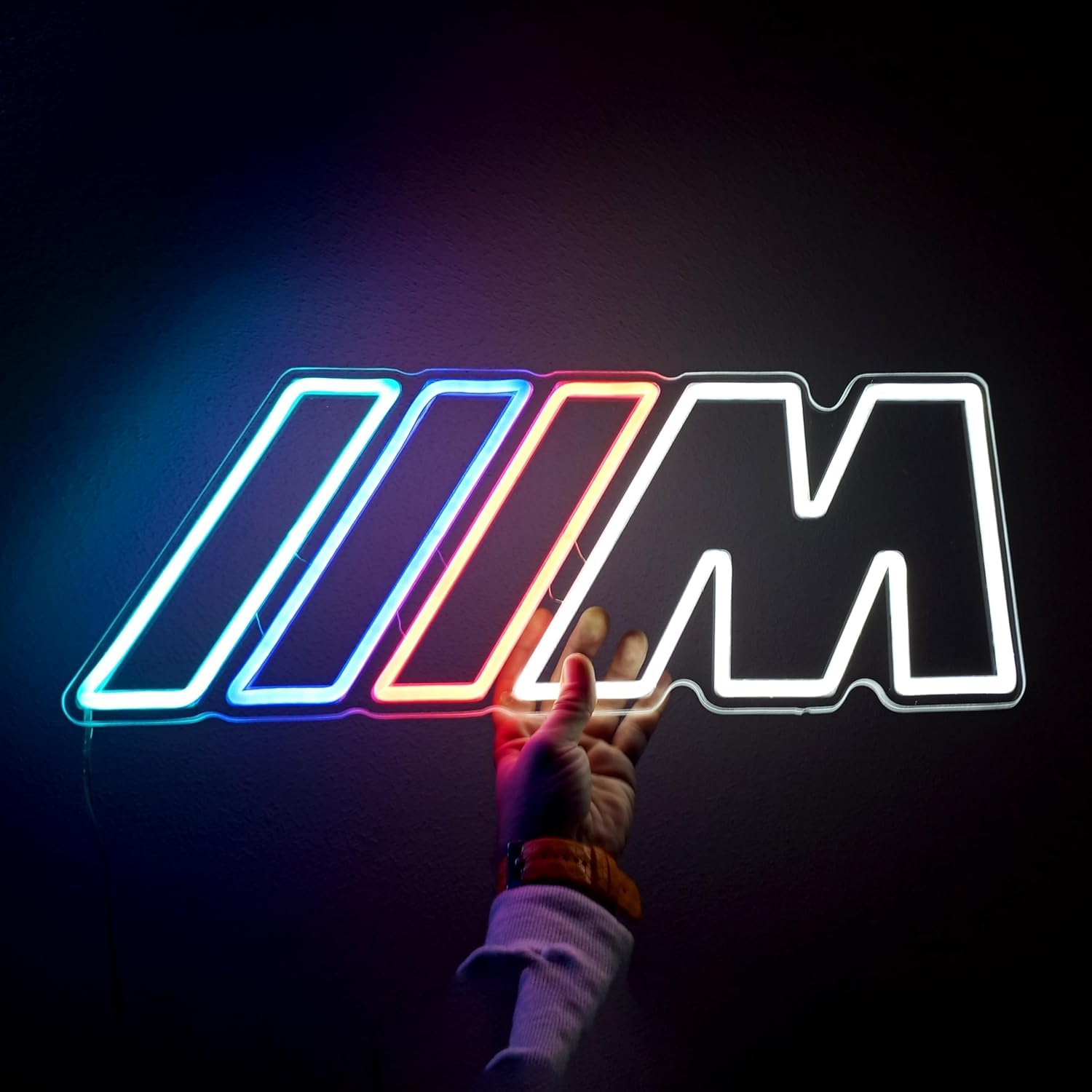 Letrero acabado m coches led con 3 lineas color en la izquierda - Neon led luminoso bajo consumo coche para colgar en la pared - Cartel vehículos deportivos