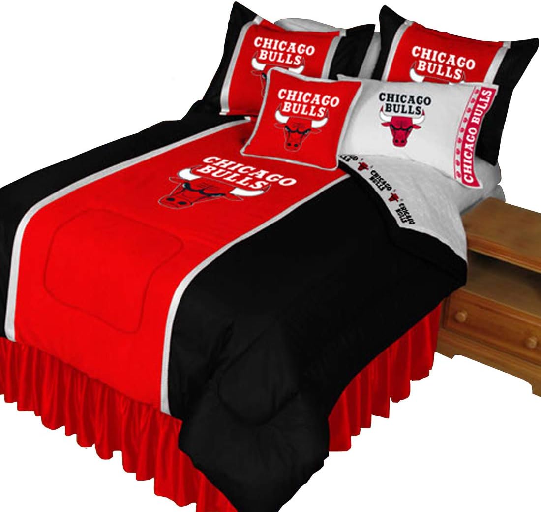 NBA Chicago Bulls Queen Sidelines Comforter and Sheets