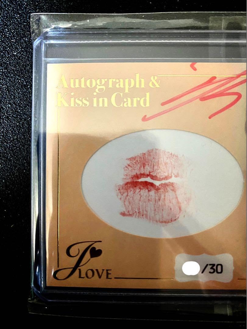 JULIA キスマーク入り メッセージ入り サイン色紙 当選品 Amazon.co.jp: ジュートク JULIA J LOVE 生キス入りサインカード
