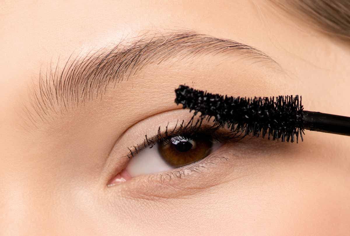 GOOD STUFF Reusable Eyelash Brushes - The eco-friendly choice for a perfect look, Black - Image 4