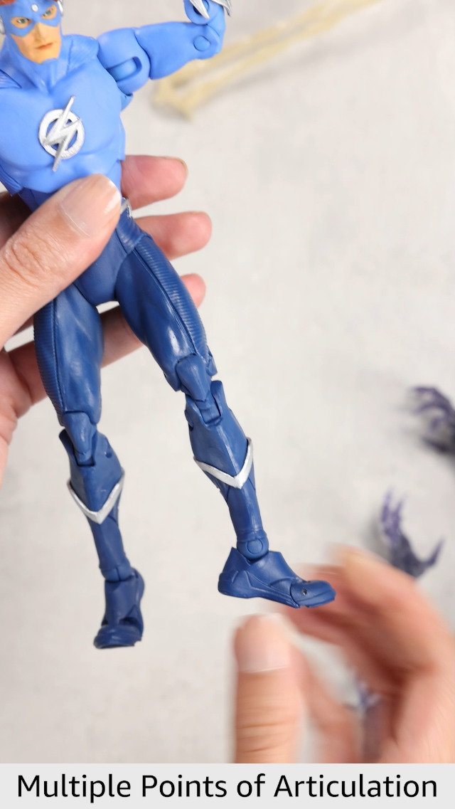 Amazon.com: McFarlane Toys - DC Build-A 7IN Figures WV9