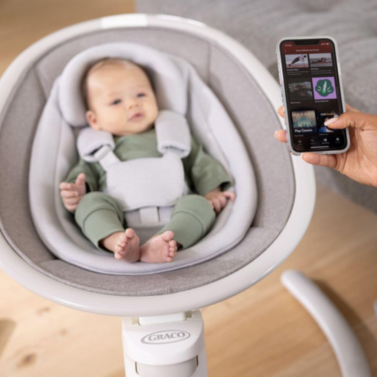 Graco Sway 'n Grow - Chupete Bluetooth con barra de juguetes, adecuado desde el nacimiento hasta aprox. 4 años (0-18 kg), con 6 movimientos oscilantes, vibración de 4 velocidades, música, ajuste de