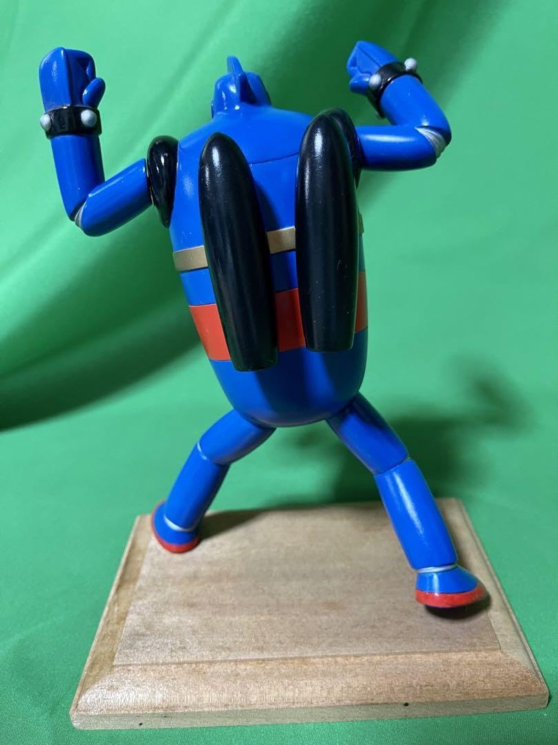 鉄人28号　ガレージキット Amazon.co.jp: 速水仁司原型 ロムガレージ 鉄人28号 ガレージキット