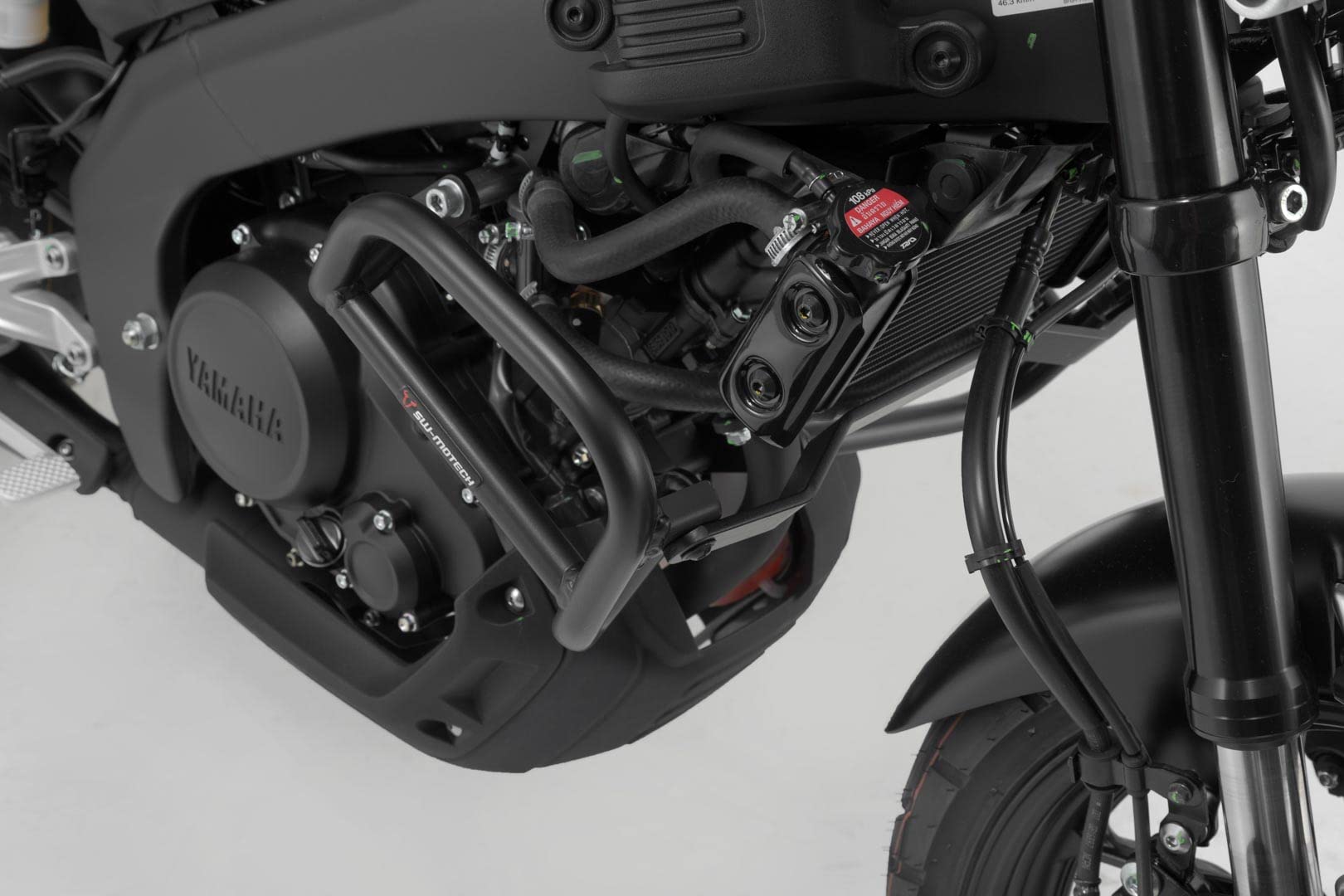SW-Motech Crash bar - Nero. Yamaha MT-125 (20-) / XSR125 (21-).
