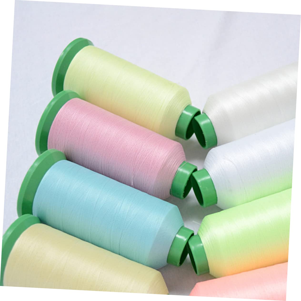 Anneome Hilo de Bordar de Poliéster Luminoso Que Brilla la Oscuridad para Coser y Punto de Cruz, Flexible y Resistente, Paquete de 5 Piezas Adecuado para Manualidades Color Aleatorio